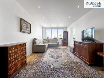 Pronájem výjimečného prostorného bytu 3+1 s krbem, Zlín - ul - 8