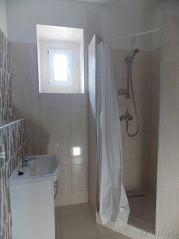 Pronájem 2+kk v Popkovicích se zahradou - 8