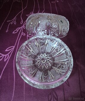 Broušená miska s víčkem - 8