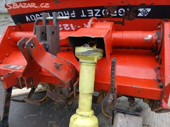 Prodám rotavator KYR-122 k malotraktorům ve velmi dobrému st - 8