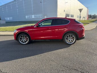 Alfa Romeo Stelvio 2.0T 4x4 280PS - 8