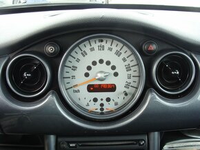 Mini One, 1.6i, Servisní kniha - 8