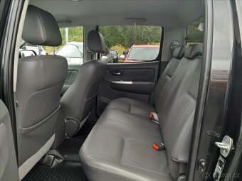 Toyota Hilux 3,0 D-4D Double Cab 4x4 (2014) - 8