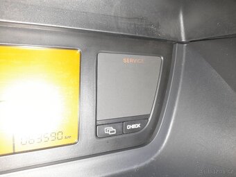 Citroën C4 Picasso 1,8i 16V, r.v. 2008, najeto 63.600 km, ČR - 8