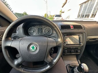 Škoda Octavia II Elegance 1.9 TDi 77kw - 8