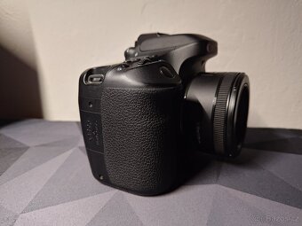 Canon EOS 80D + dva objektivy a karta - 8