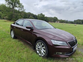Škoda Superb. Nové v ČR. 1. Majitel, tažné, 100 tis km. - 8