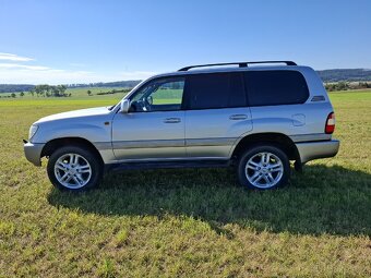 TOYOTA Land cruiser HDJ 100 - 8