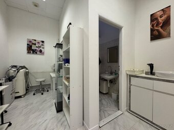 Přenechání nájmu kosmetického salonu – Teplice - centrum - 8