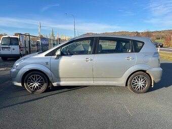 Toyota Corolla Verso, 2.0 D-4D 85kW TAŽNÉ - 8