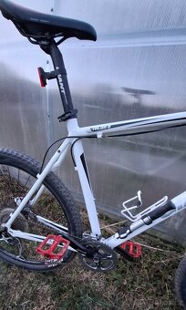 Pánské kolo GIANT - 8