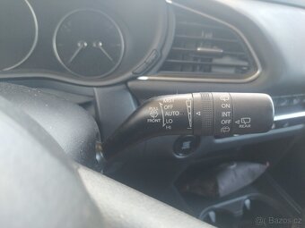 Vyměním, prodám Mazda CX30 za Mazda mx30 - 8