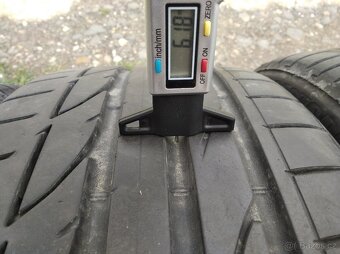 Letní pneu Bridgestone 235/40 R19 - 8