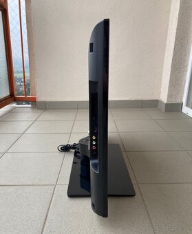 LCD televize SONY KDL-32EX310 - 8