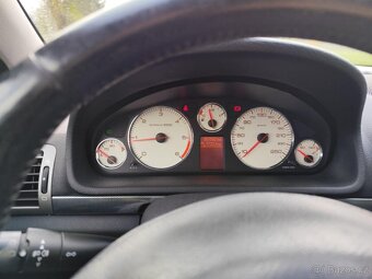 Peugeot 407 - 8