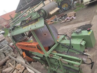 Štípací automat BGU Na dřevo.. za traktor. - 8