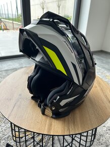 Výklopná moto přilba NEXX - 8