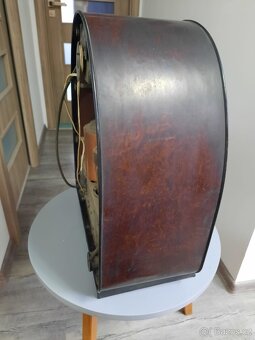 Radio - 8