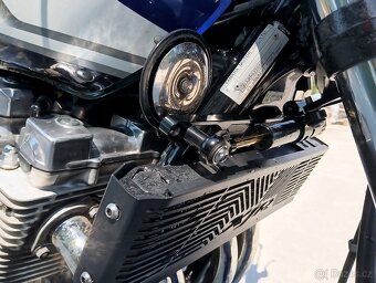 Yamaha XJR 1300 - 8
