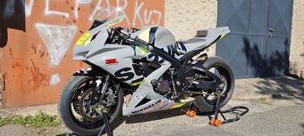 Suzuki GSX-R 750 okruhovka 2010 - 8