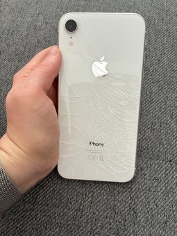 iPhone XR 64GB - 8