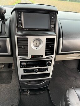 Chrysler Grand Voyager 2.8 CRD 120 kW - 8