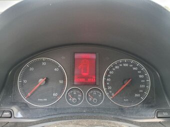 Volkswagen Golf 1.9 TDI - 8