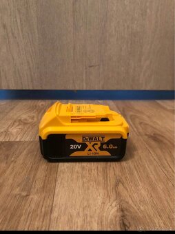 Aku vrtačka/ šroubovák DeWALT - 8