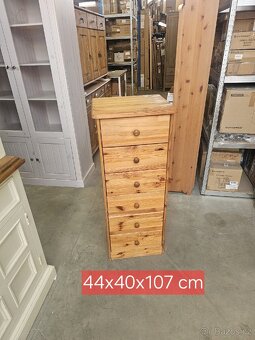 MASIVNÍ PŘEDSÍŇOVÝ VĚŠÁK SE ZRCADLEM - 8