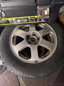 Prodám kola z Octavia 1 5x100 5 kusů - 8