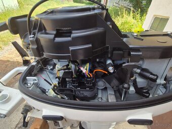 Lodni motor zavesny 15hp 4 takt - 8