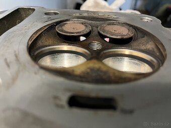 KTM DUKE 390 2014 - díly - 8