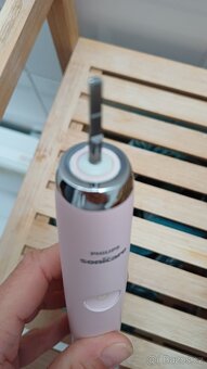Zubní kartáček Philips Sonicare DiamondClean - 8