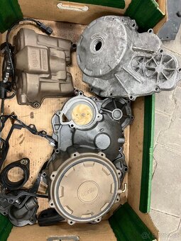 Díly Aprilia RSV1000 - 8