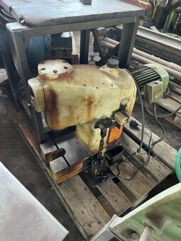 Hydraulický lis Sklostroj CDC 2-7 (20 kN) - 8