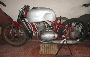 Dobový závodní motocykl silniční stavba nd rychlostní motor - 8