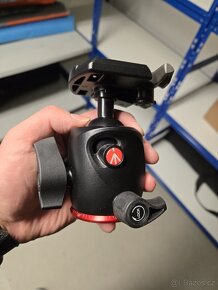 Velký a robustní stativ Manfrotto 161-MK2B - 8