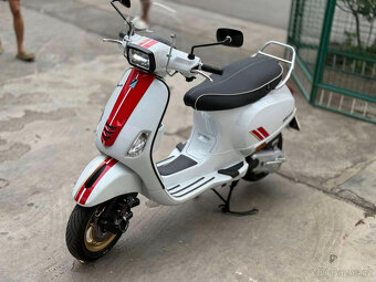 Vespa 125 Sprint - 8