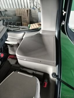 John Deere - 8