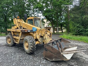 Manipulátor Caterpillar RTC60 9 metrů - 8