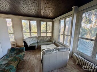 Pronájem 1+kk, 40 m² – Luxusní dům se zahradou, bazénem a vý - 8