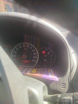 Suzuki SX4 -1.9D 4x4 - 8