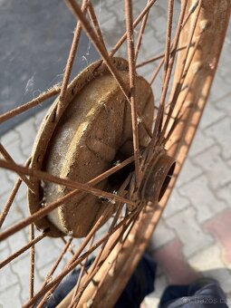 Jawa 350 SV - přední kolo s brzdovým štítem - 8