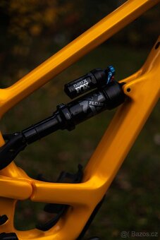 YT Capra Core 3 29 M - 8
