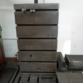 VYVRTÁVAČKA HORIZONTÁLNÍ TOS VARNSDORF typ WH 80 - 8