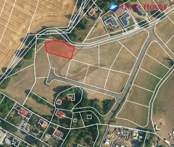 Stavední pozemek Pyšely 972 m2 - 8