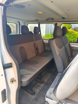 Renault Trafic 2.0 L2H1 Passenger 9 míst - 8