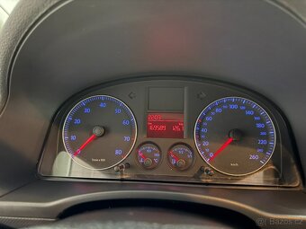 Volkswagen Caddy LIFE 1,4 i 59 kW BEZ KOROZE TAŽNÉ STK - 8