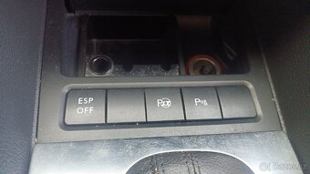 VW golf 6 1.majitel v ČR 1.6tdi automat - 8