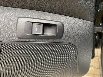 Karoq 2.0 tdi DSG max výbava 2021 - 8